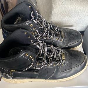 Vintage Nike Black High Tops w/ Straps (Size 14) ***NO BOX***